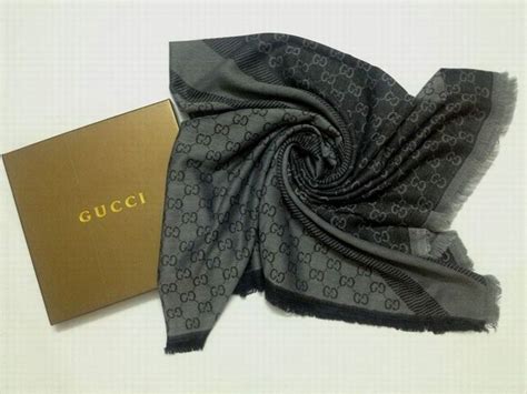 foulard gucci femme pas cher|Gucci .